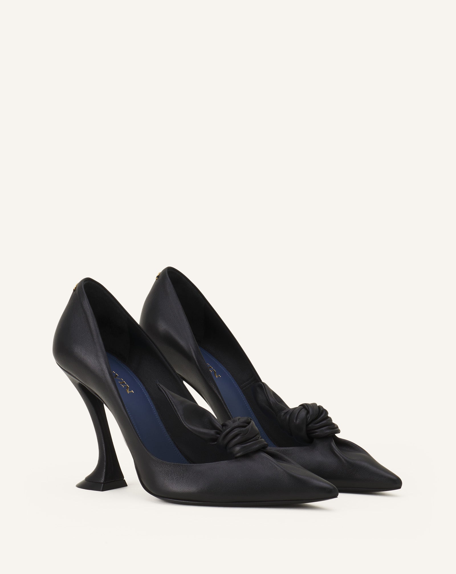 MIDNIGHT STEP LEATHER BOW PUMP - Image 2