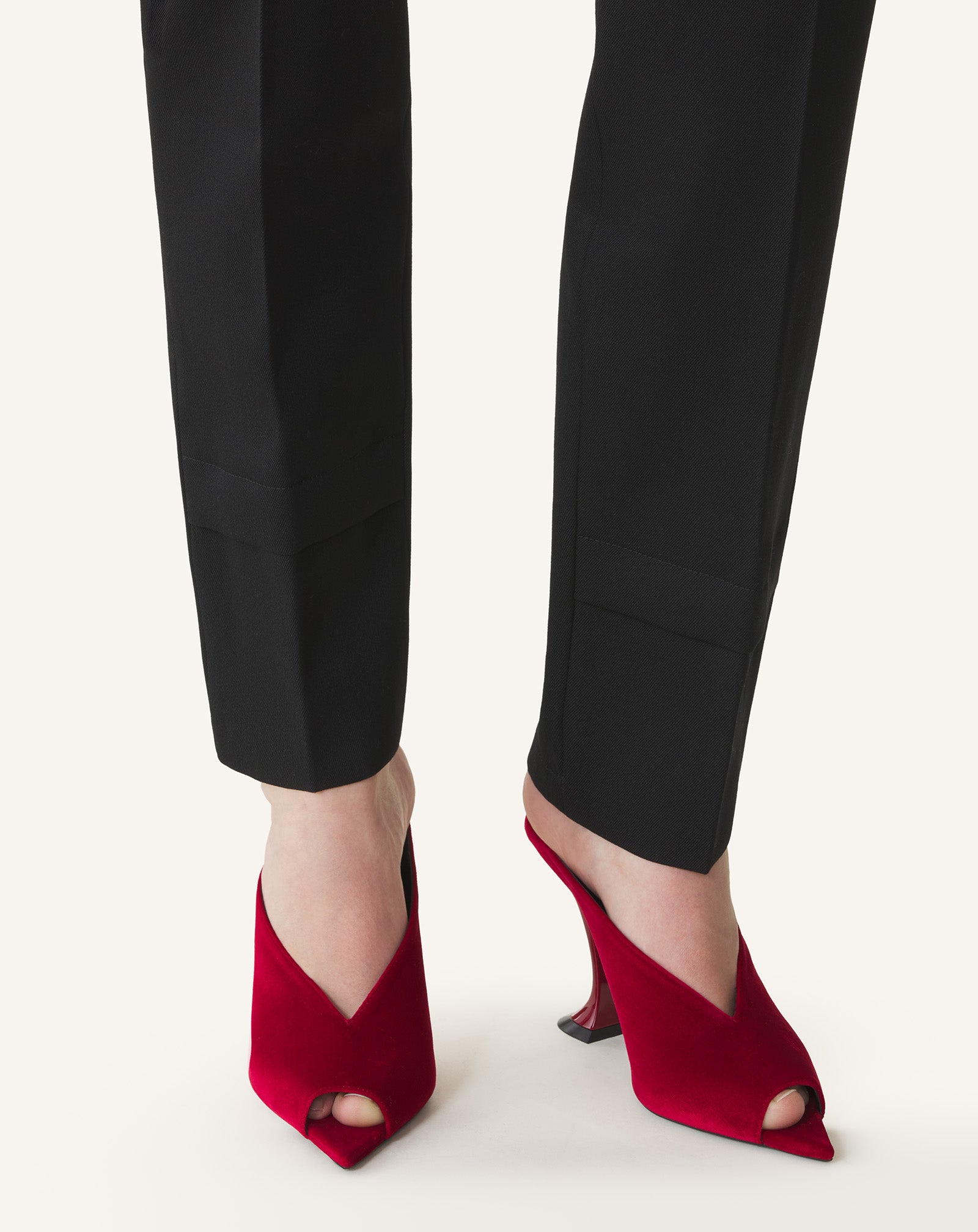 MIDNIGHT STEP MULE IN VELVET - Image 6