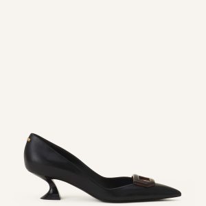 MIDNIGHT STEP LEATHER PUMP WITH BUCKLE