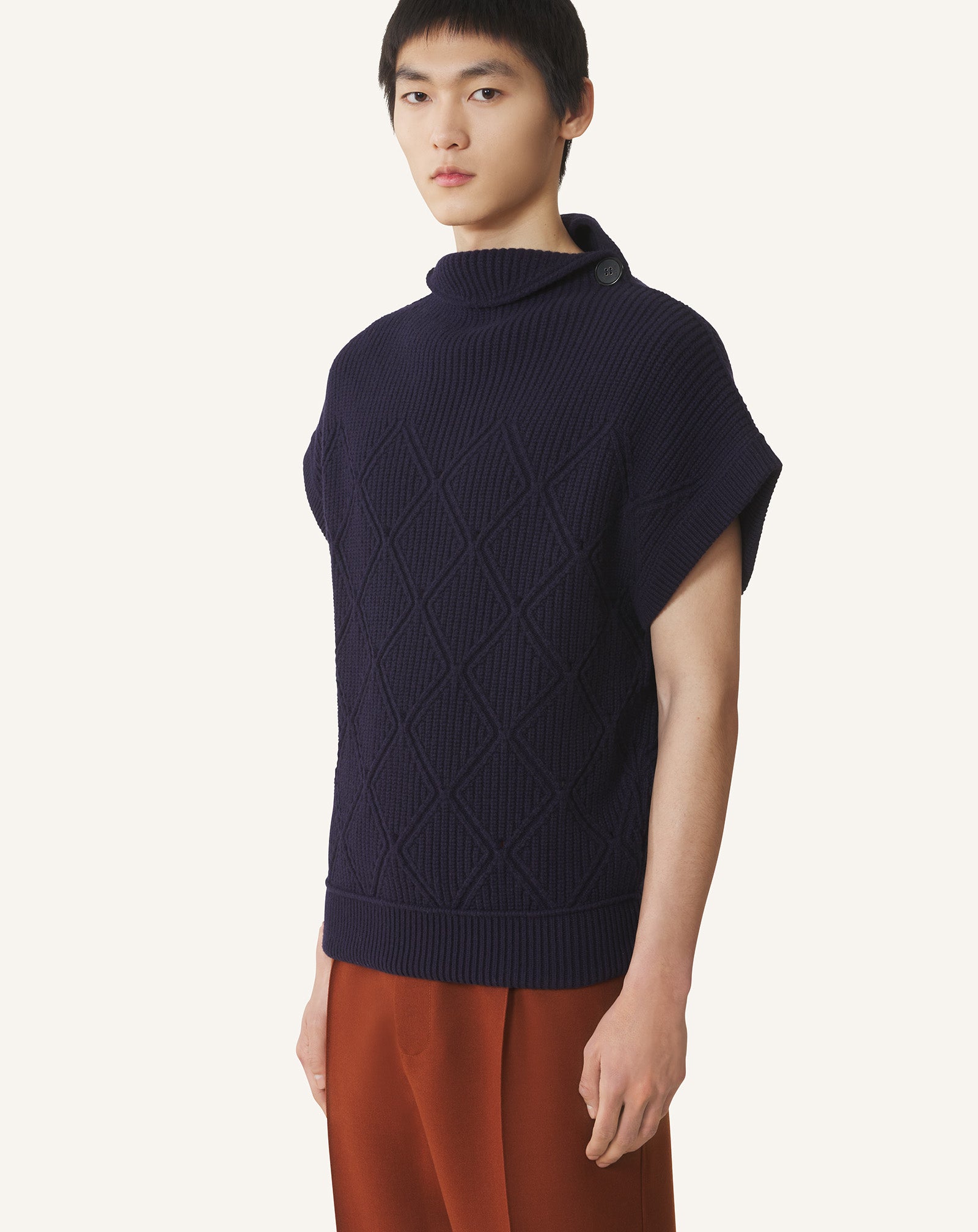 DIAMOND DETAIL SLEEVELESS WOOL SWEATER - Image 3