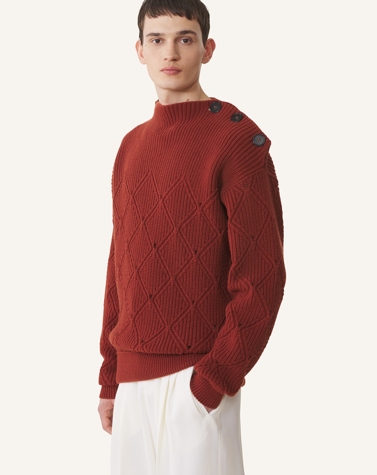 WOOL SWEATER WITH DIAMOND DETAIL - Image 3